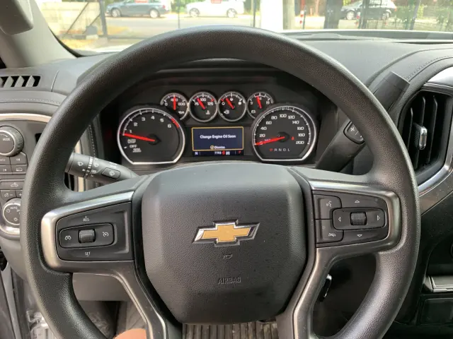 CHEVROLET SILVERADO 1500 LT 4X4 
