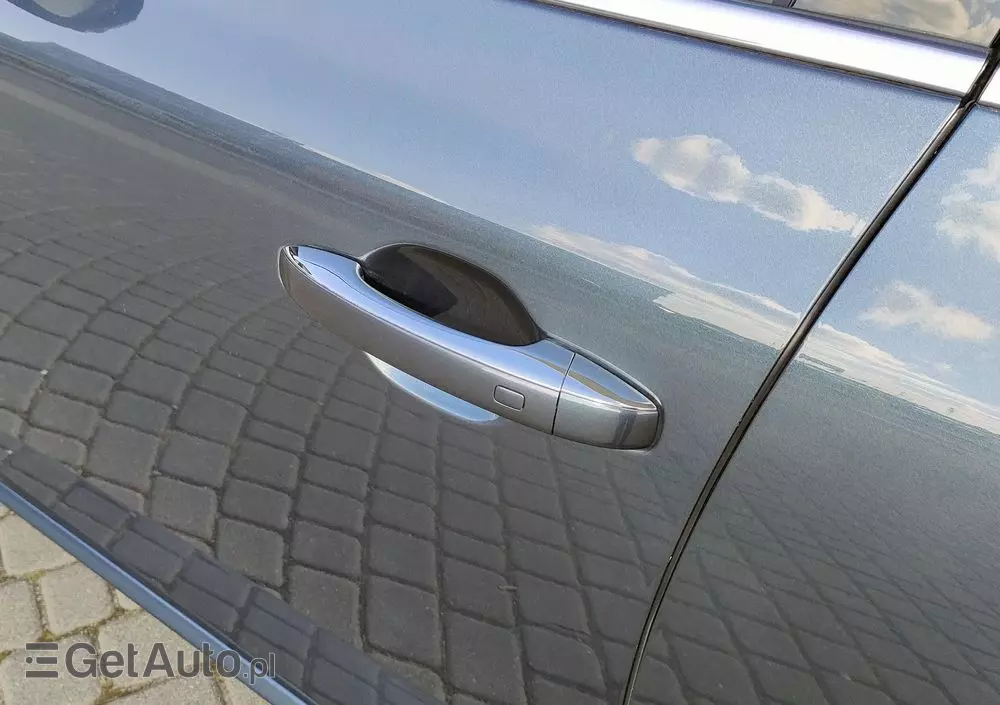 RENAULT Megane Grandtour TCe 140 GPF INTENS