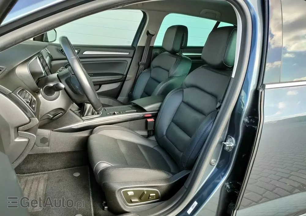 RENAULT Megane Grandtour TCe 140 GPF INTENS