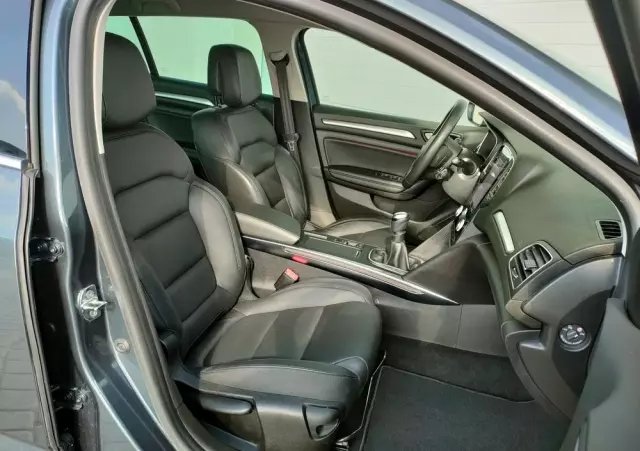RENAULT Megane Grandtour TCe 140 GPF INTENS