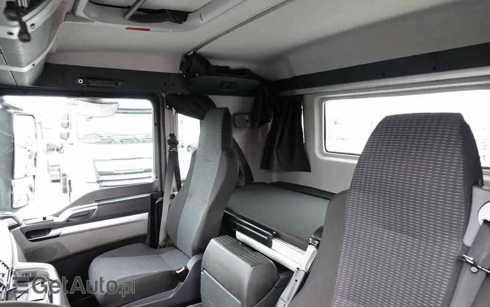 MAN MAN TGS 35.480 / 8x4 / HDS HIAB 288 EP-5 wysów : 12.7 M / SKRZYNIOWY - 7,4 M / UDŹWIG : 9400 KG / EURO 6 / STEROWANIE RADIOWE 