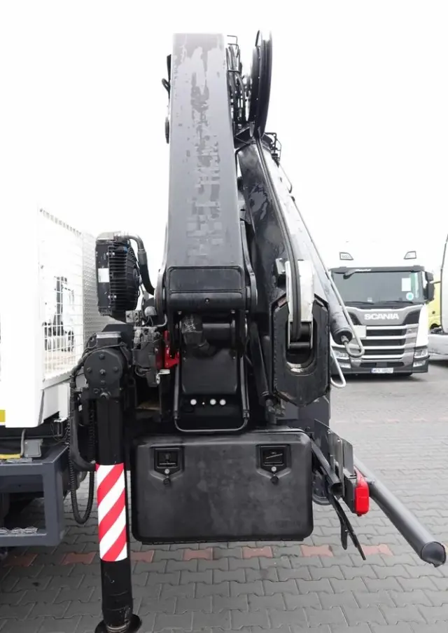 MAN MAN TGS 35.480 / 8x4 / HDS HIAB 288 EP-5 wysów : 12.7 M / SKRZYNIOWY - 7,4 M / UDŹWIG : 9400 KG / EURO 6 / STEROWANIE RADIOWE 