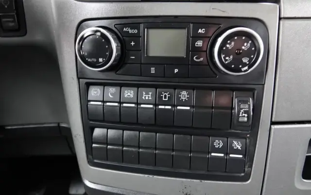 MAN MAN TGS 35.480 / 8x4 / HDS HIAB 288 EP-5 wysów : 12.7 M / SKRZYNIOWY - 7,4 M / UDŹWIG : 9400 KG / EURO 6 / STEROWANIE RADIOWE 