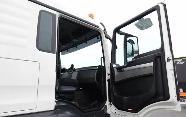 MAN MAN TGS 35.480 / 8x4 / HDS HIAB 288 EP-5 wysów : 12.7 M / SKRZYNIOWY - 7,4 M / UDŹWIG : 9400 KG / EURO 6 / STEROWANIE RADIOWE 