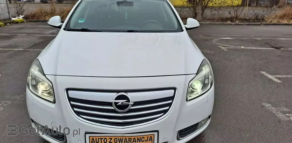 OPEL Insignia 