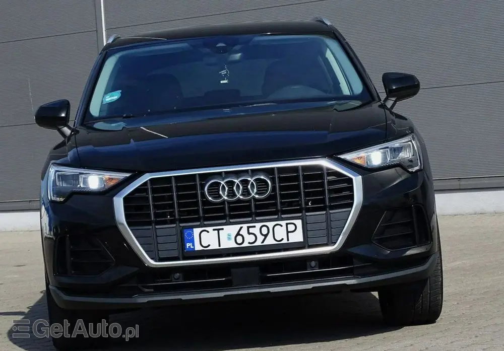 AUDI Q3 2.0 TDI Sport S tronic