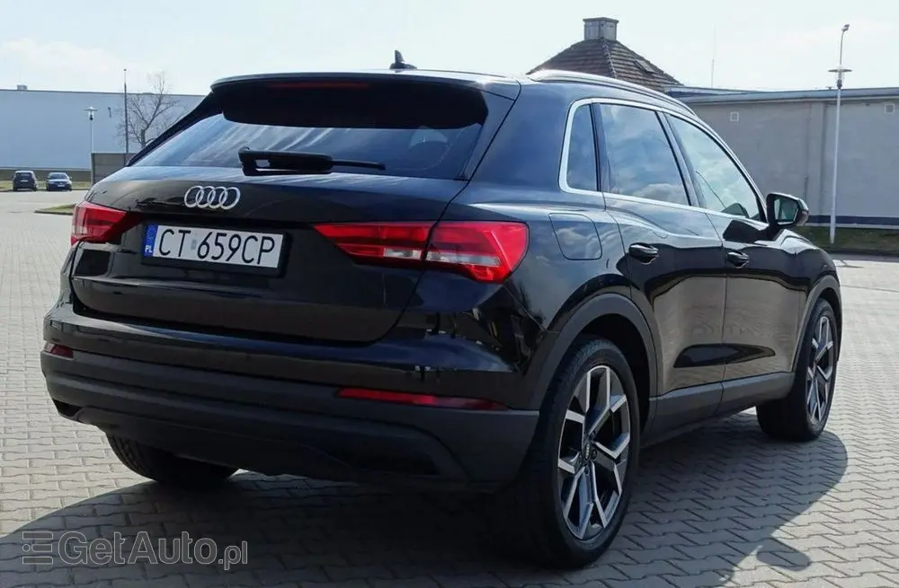 AUDI Q3 2.0 TDI Sport S tronic