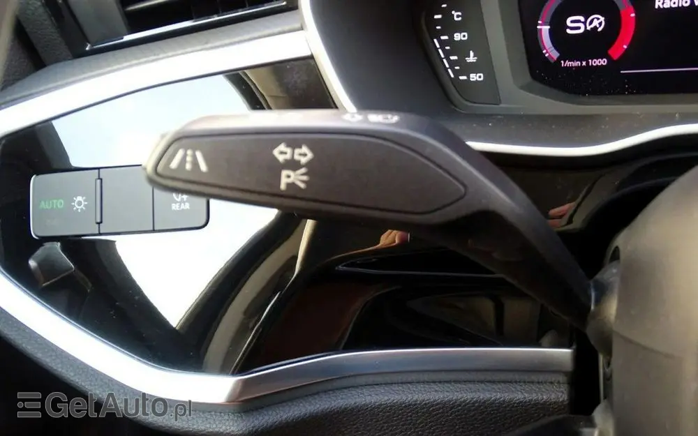 AUDI Q3 2.0 TDI Sport S tronic