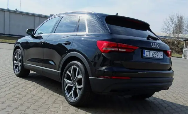 AUDI Q3 2.0 TDI Sport S tronic