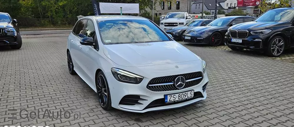 MERCEDES-BENZ Klasa B 200 d AMG Line 8G-DCT