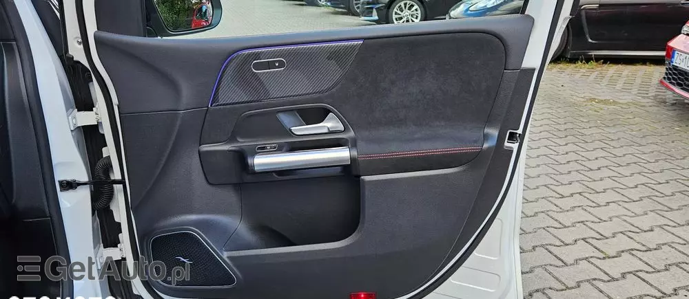 MERCEDES-BENZ Klasa B 200 d AMG Line 8G-DCT