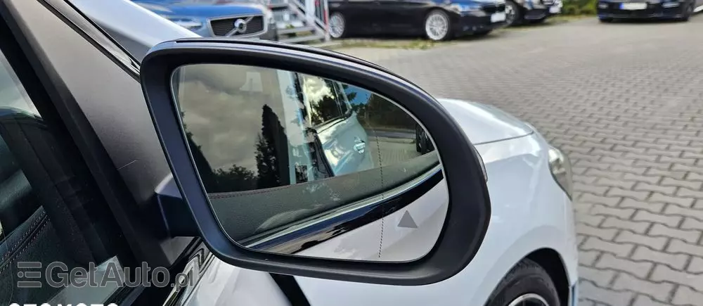 MERCEDES-BENZ Klasa B 200 d AMG Line 8G-DCT