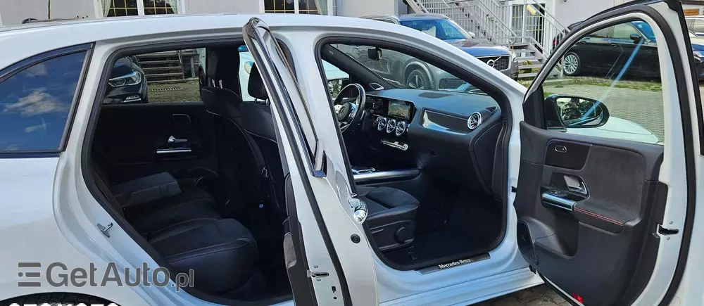 MERCEDES-BENZ Klasa B 200 d AMG Line 8G-DCT