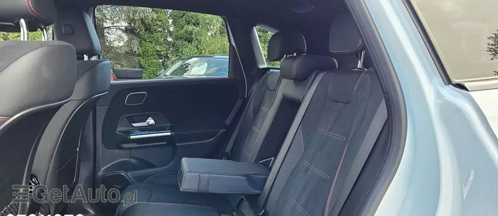 MERCEDES-BENZ Klasa B 200 d AMG Line 8G-DCT