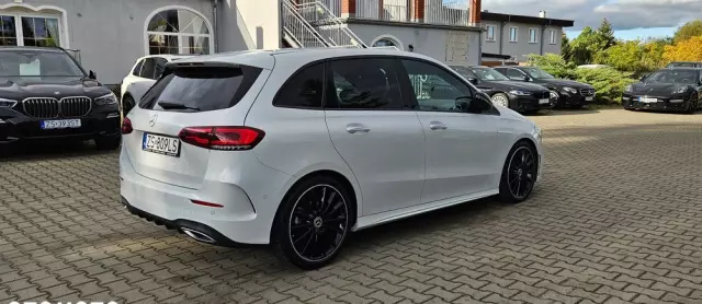 MERCEDES-BENZ Klasa B 200 d AMG Line 8G-DCT