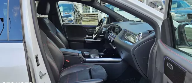 MERCEDES-BENZ Klasa B 200 d AMG Line 8G-DCT