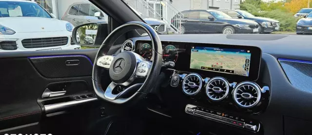 MERCEDES-BENZ Klasa B 200 d AMG Line 8G-DCT