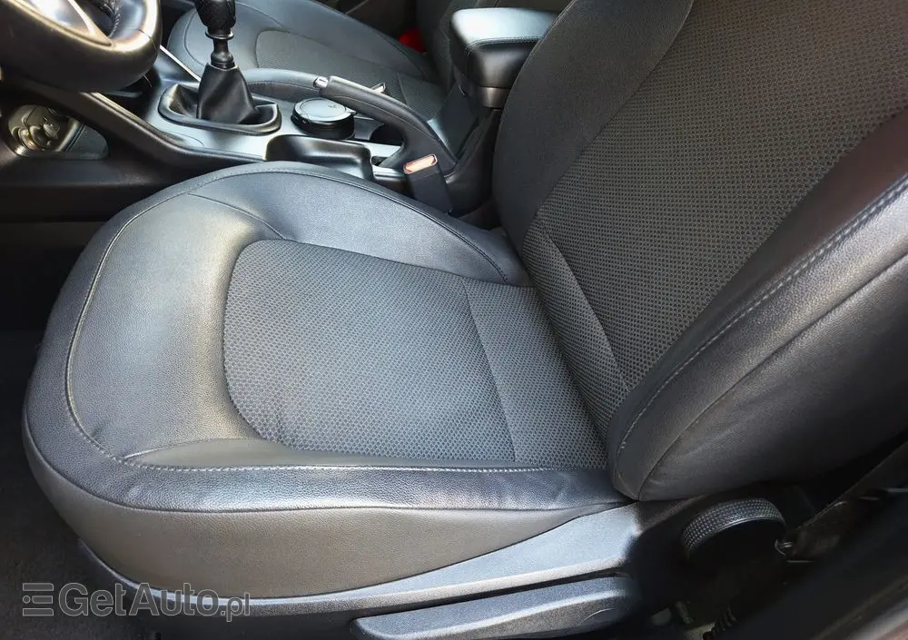 HYUNDAI Ix35 2.0 2WD Trend