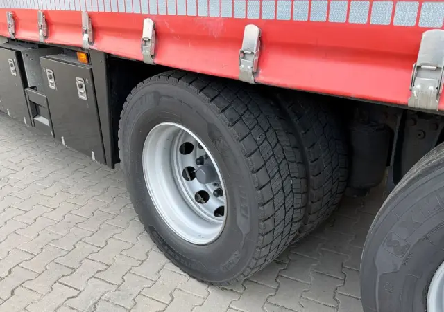 SCANIA R410 oś skrętna cała na poduszce 300tys km ASO scania idealny stan scania KrazTrans 