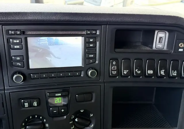 SCANIA R410 oś skrętna cała na poduszce 300tys km ASO scania idealny stan scania KrazTrans 