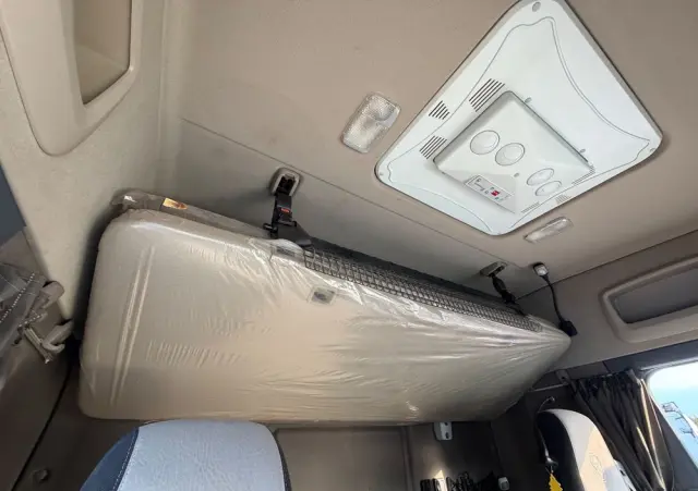 SCANIA R410 oś skrętna cała na poduszce 300tys km ASO scania idealny stan scania KrazTrans 