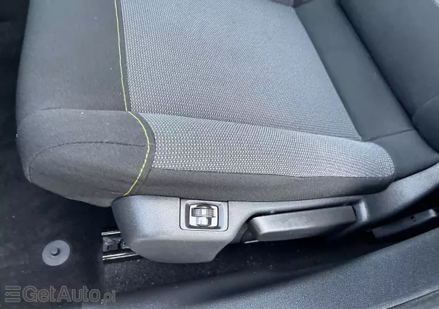 CITROËN C3 BlueHDi 100 S&S SHINE