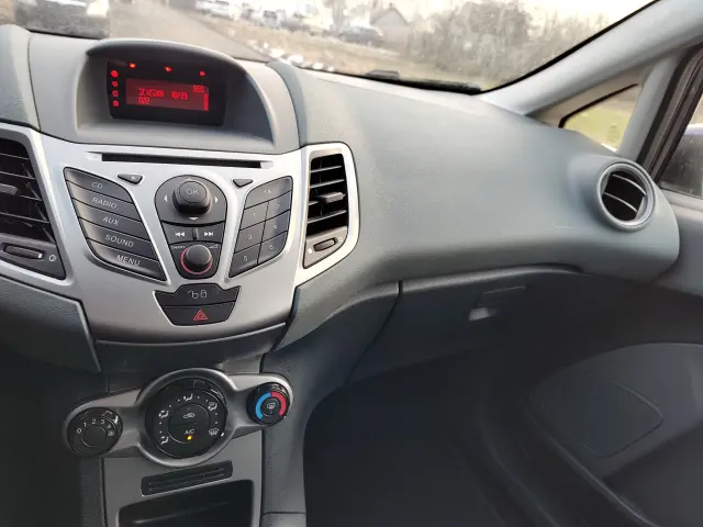 FORD Fiesta Ambiente