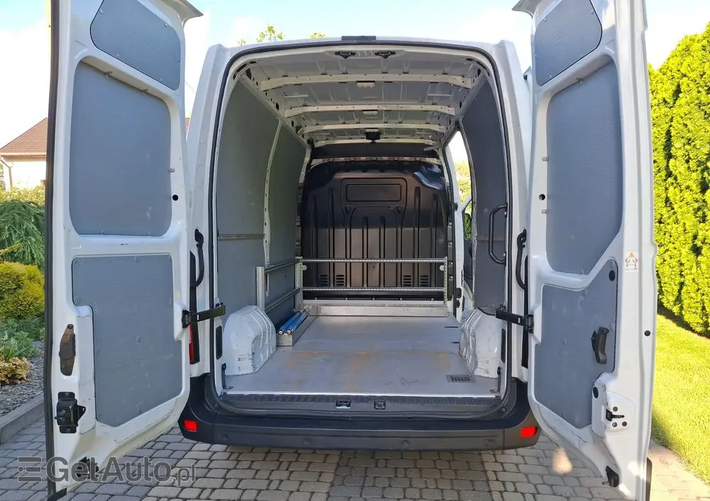 RENAULT Master 2.3 D 136 KM Salon PL 