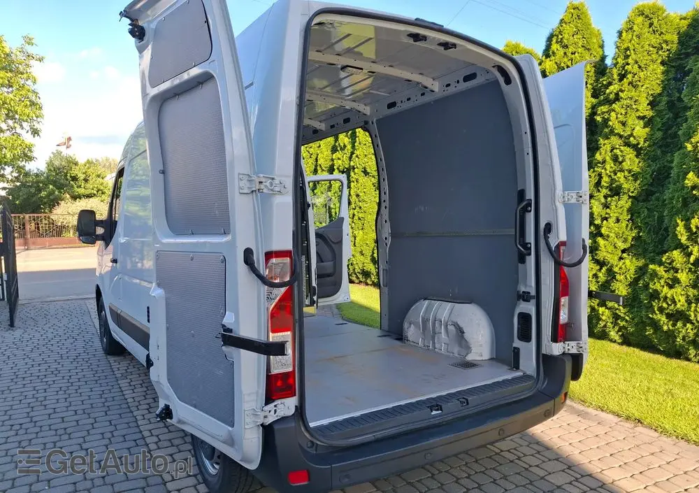 RENAULT Master 2.3 D 136 KM Salon PL 