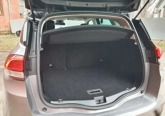 RENAULT Scenic TCe 140 GPF EDC INTENS