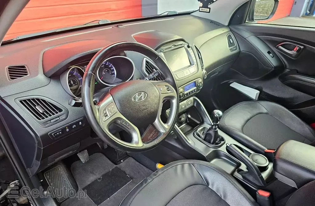 HYUNDAI Ix35 