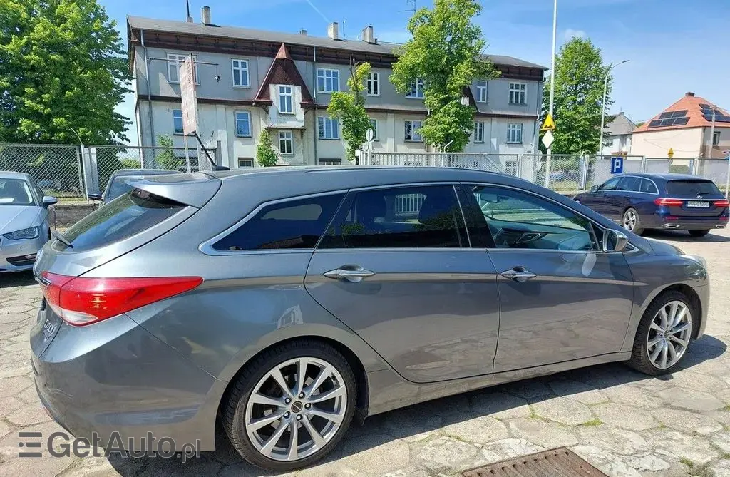 HYUNDAI I40 