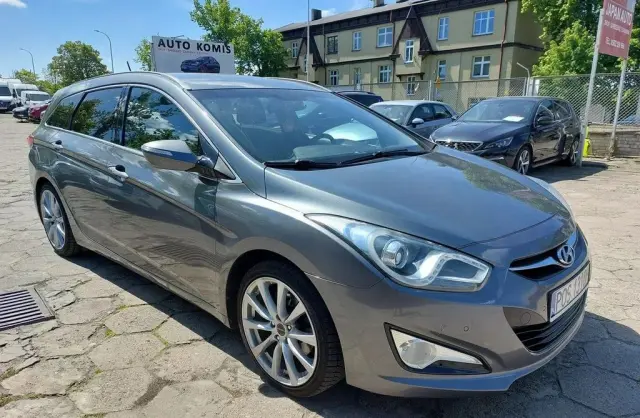HYUNDAI I40 