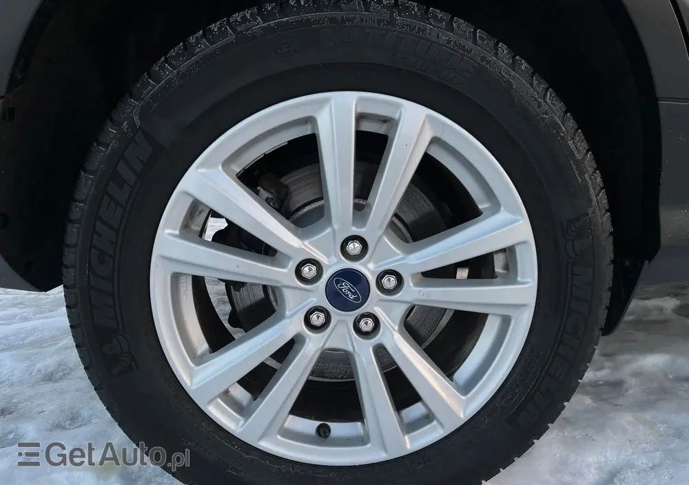 FORD Kuga 1.5 EcoBoost 2x4 Titanium