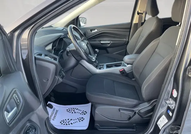 FORD Kuga 1.5 EcoBoost 2x4 Titanium