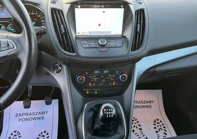 FORD Kuga 1.5 EcoBoost 2x4 Titanium