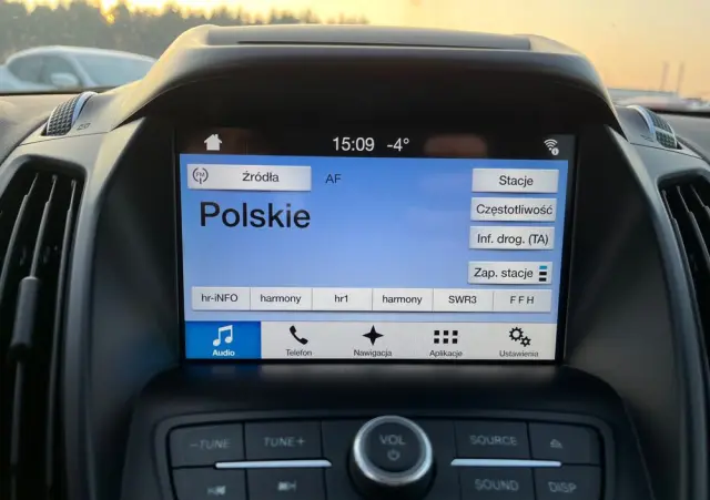 FORD Kuga 1.5 EcoBoost 2x4 Titanium