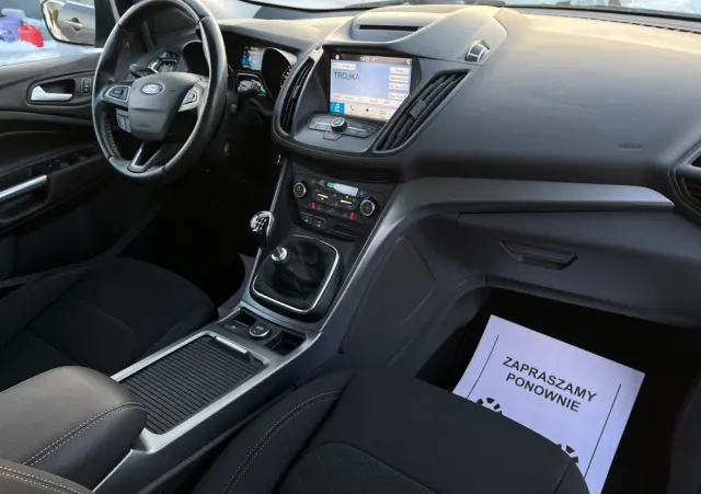 FORD Kuga 1.5 EcoBoost 2x4 Titanium