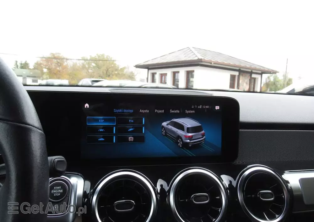 MERCEDES-BENZ GLB 200 7G-DCT