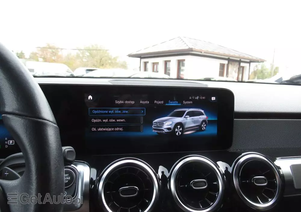 MERCEDES-BENZ GLB 200 7G-DCT