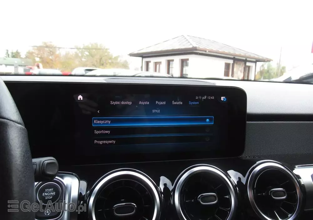 MERCEDES-BENZ GLB 200 7G-DCT