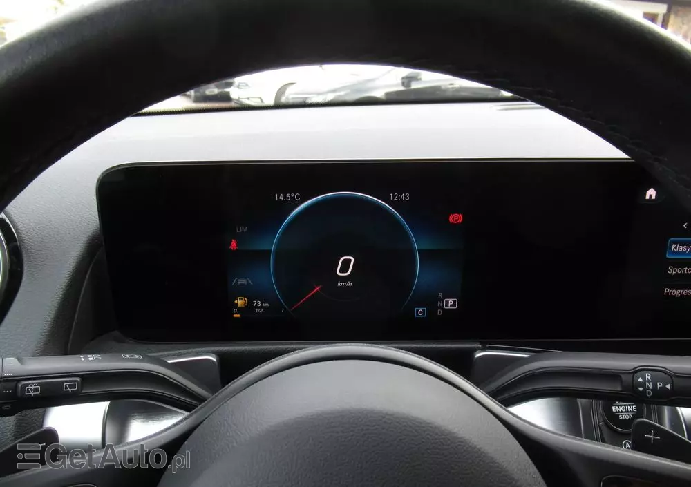 MERCEDES-BENZ GLB 200 7G-DCT