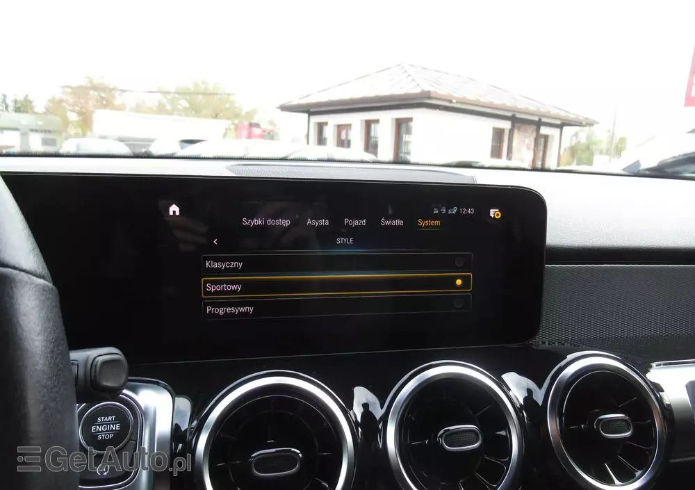 MERCEDES-BENZ GLB 200 7G-DCT