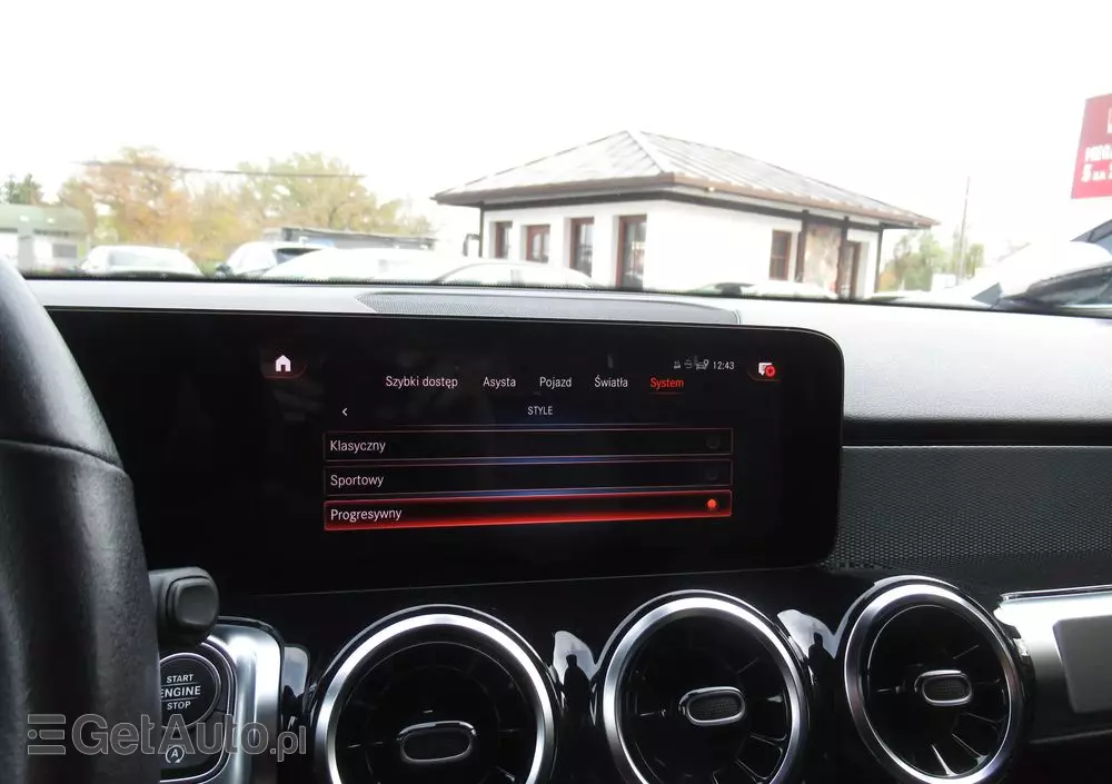 MERCEDES-BENZ GLB 200 7G-DCT