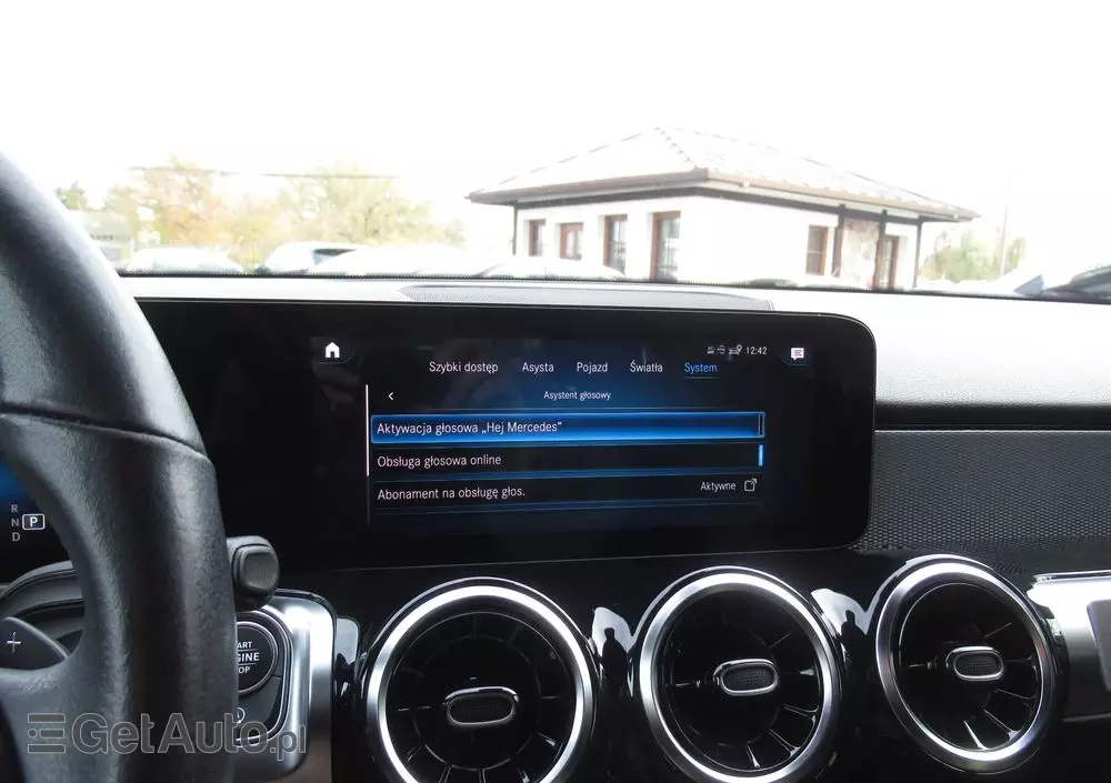 MERCEDES-BENZ GLB 200 7G-DCT