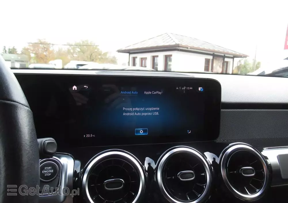 MERCEDES-BENZ GLB 200 7G-DCT