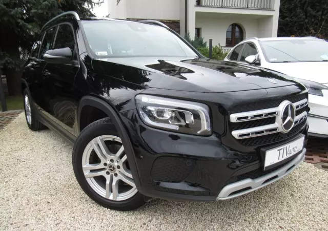 MERCEDES-BENZ GLB 200 7G-DCT