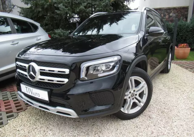 MERCEDES-BENZ GLB 200 7G-DCT