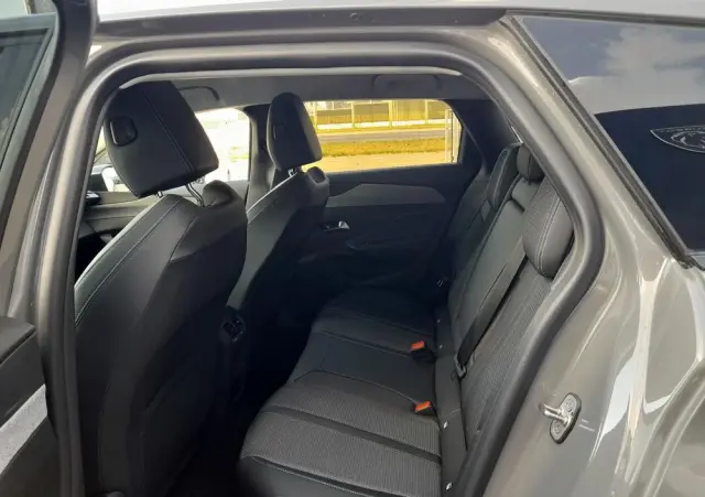 PEUGEOT 308 1.2 PureTech Allure S&S EAT8