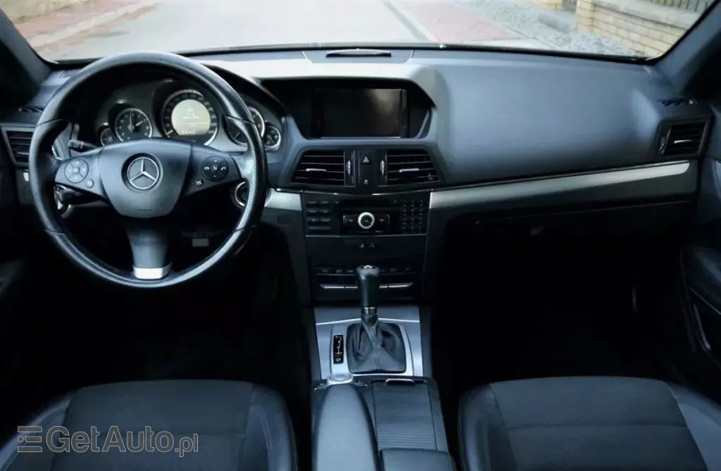 MERCEDES-BENZ Klasa E 